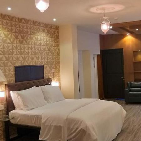 Creek Hotel - Panaji Eksteriør bilde